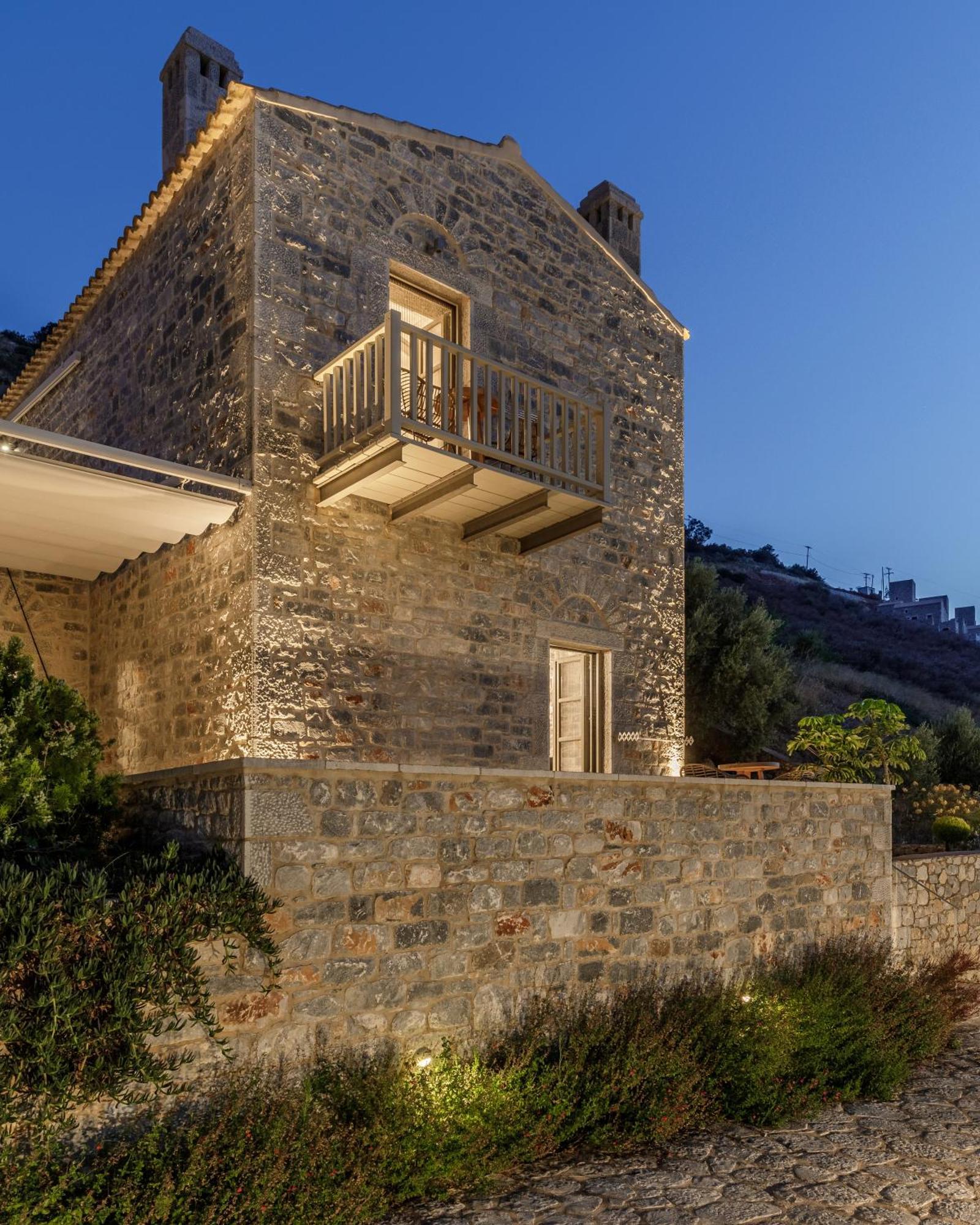 Trapela Limeni Luxury Suites Екстер'єр фото