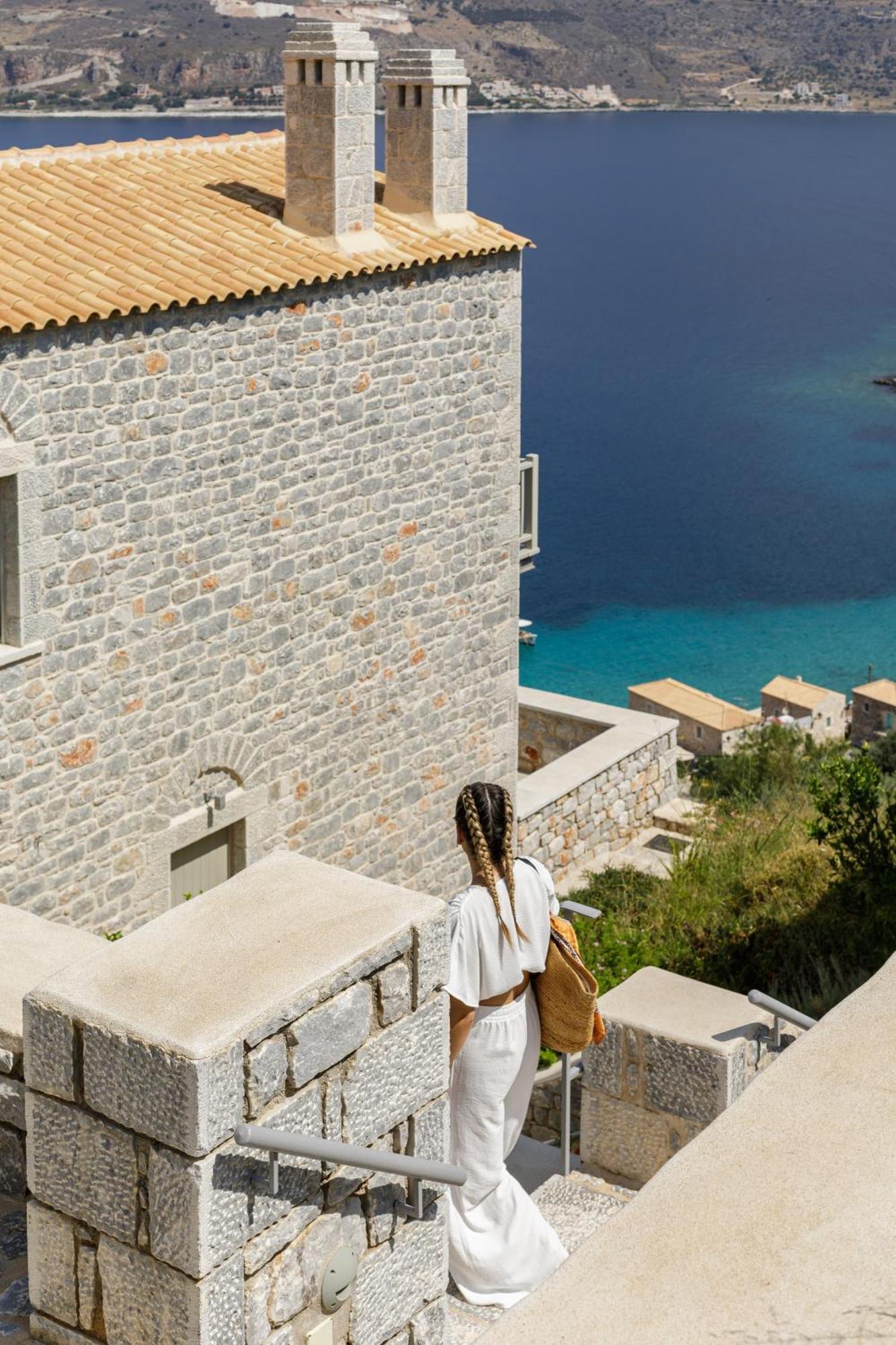 Trapela Limeni Luxury Suites Екстер'єр фото