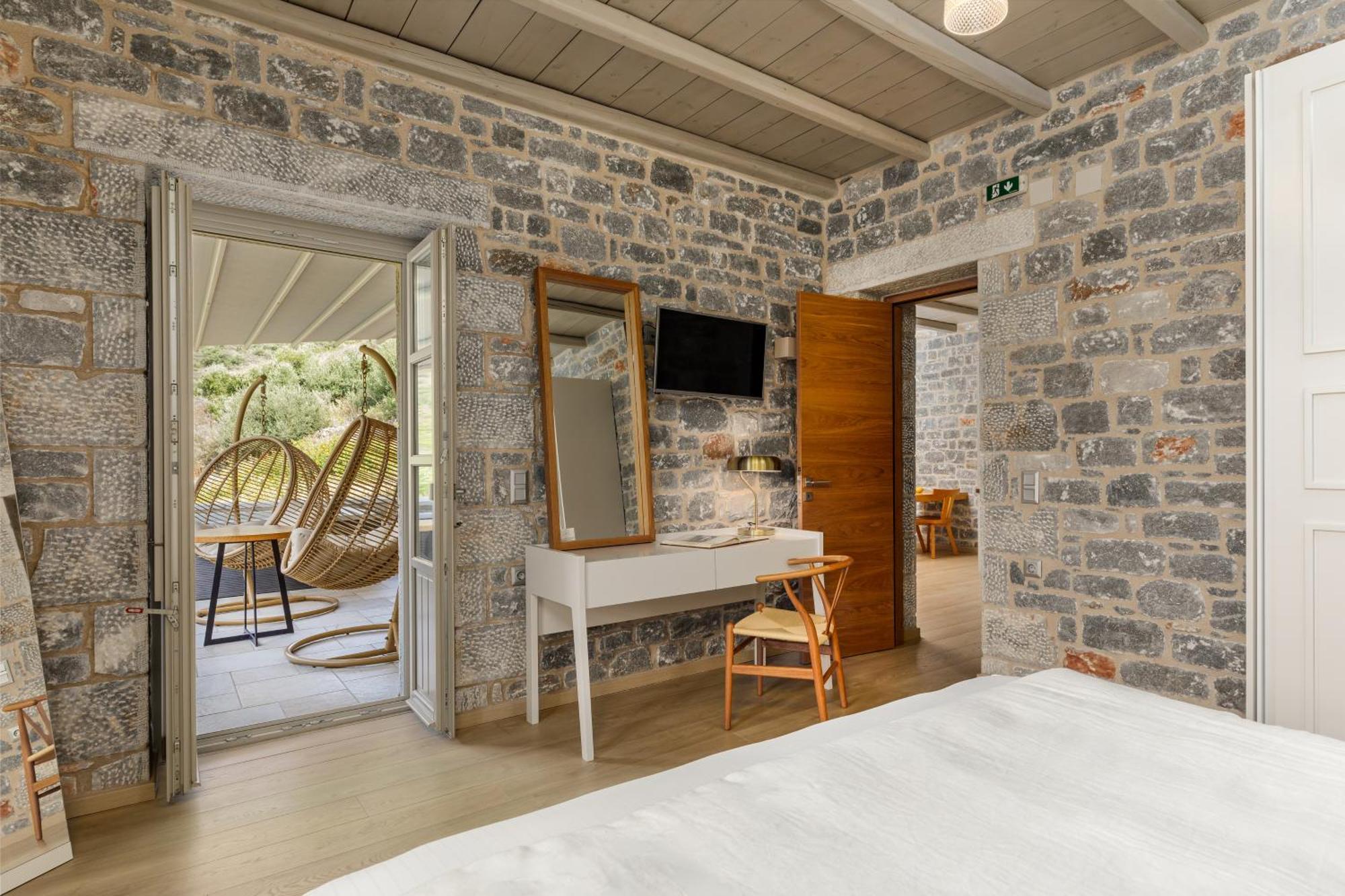 Trapela Limeni Luxury Suites Екстер'єр фото