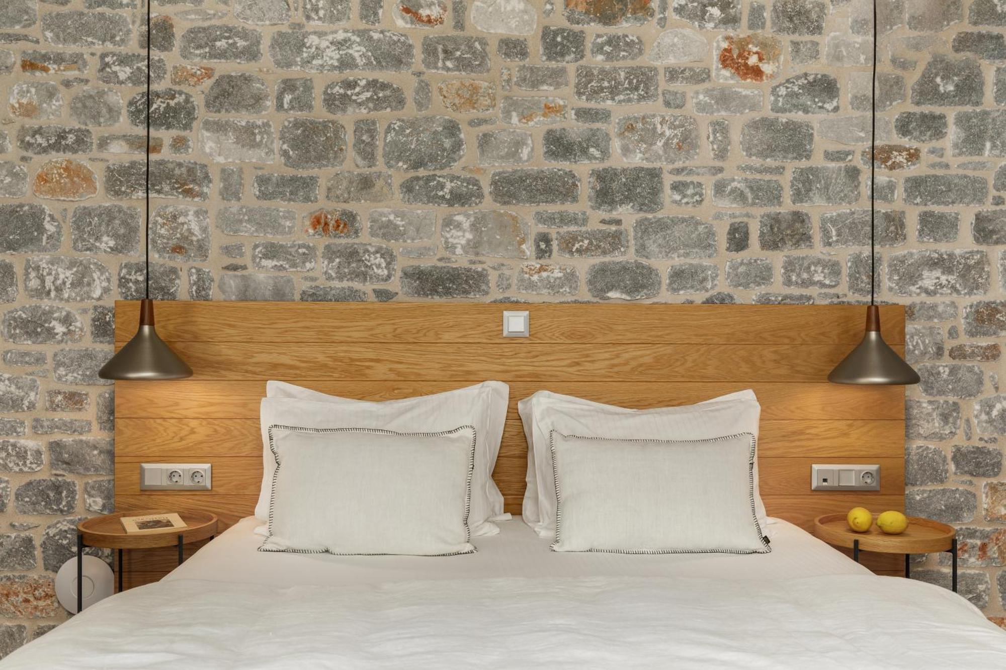 Trapela Limeni Luxury Suites Номер фото