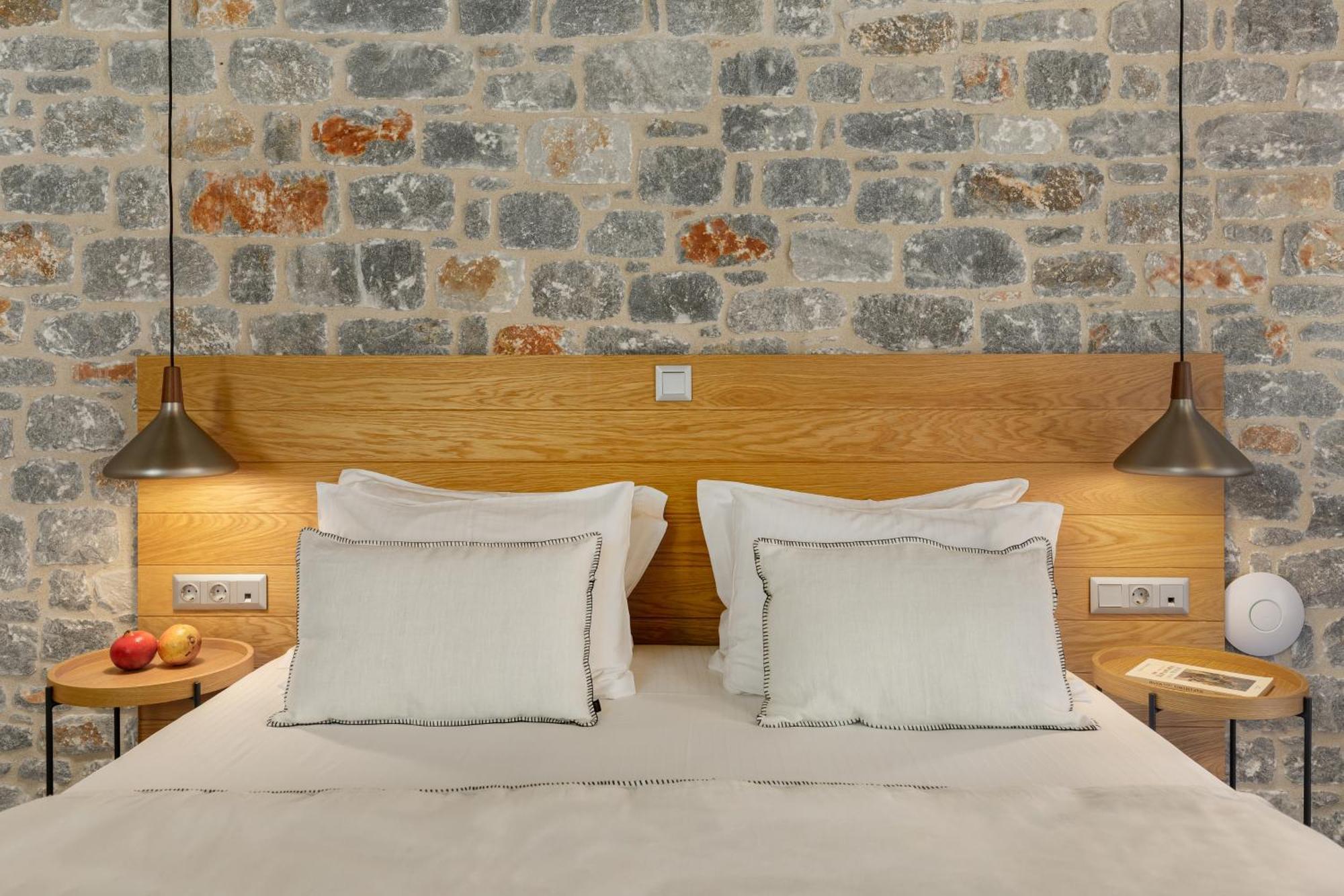 Trapela Limeni Luxury Suites Номер фото